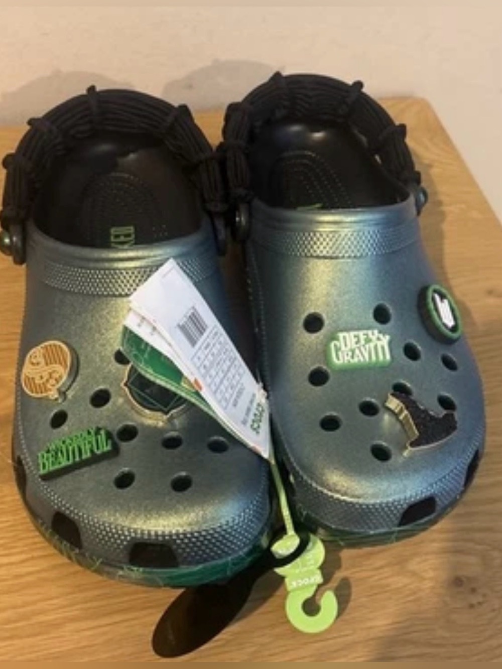 Crocs Wicked Elphaba Glow-in-the-Dark Clog Men’s Sz 11 NEW